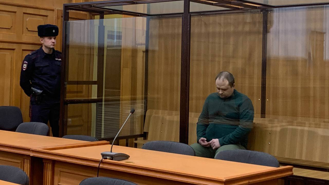 Челябинца осудили за убийство беременной на глазах ее ребенка