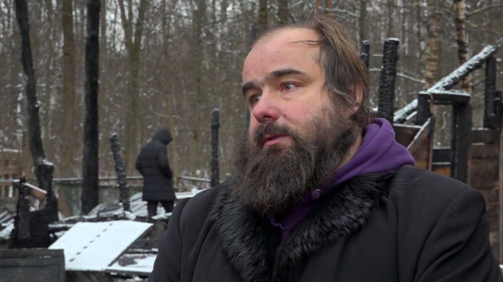 Директор "Волшебного леса" считает неслучайным новый пожар в школе спустя год
