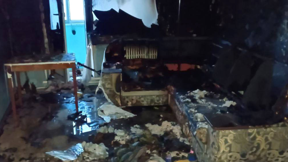 В Оренбурге во время пожара погибли отец и сын