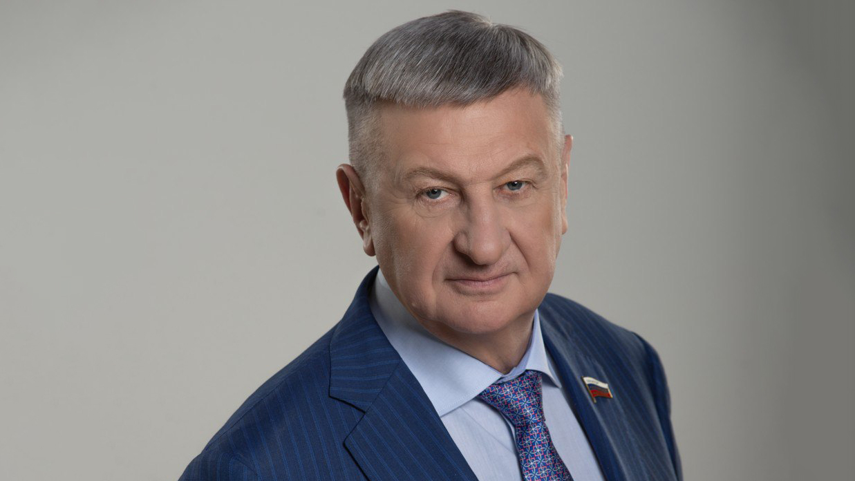 Сенатор Муратов: состояние избитого замгендиректора "Курганприбора" стабильное