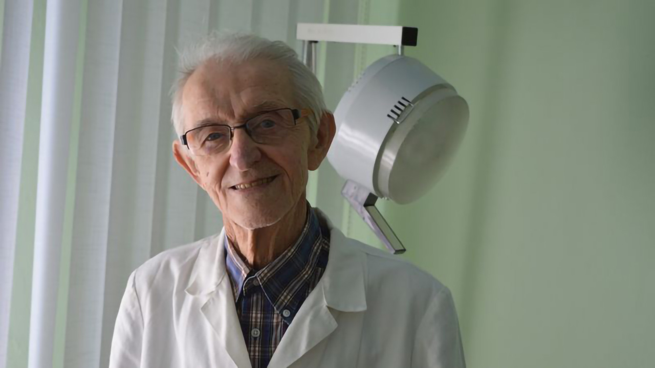 В Словакии самый долгоработающий врач умер в возрасте 98 лет