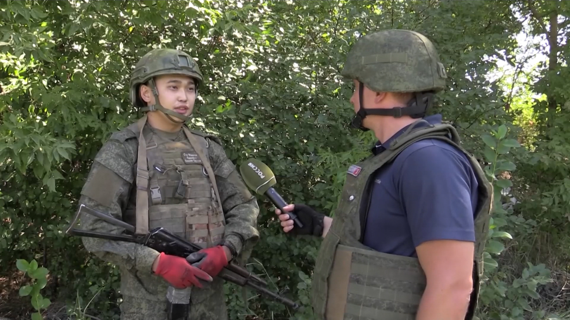 Бойцы группировки "Восток" используют бурятский диалект для защиты связи