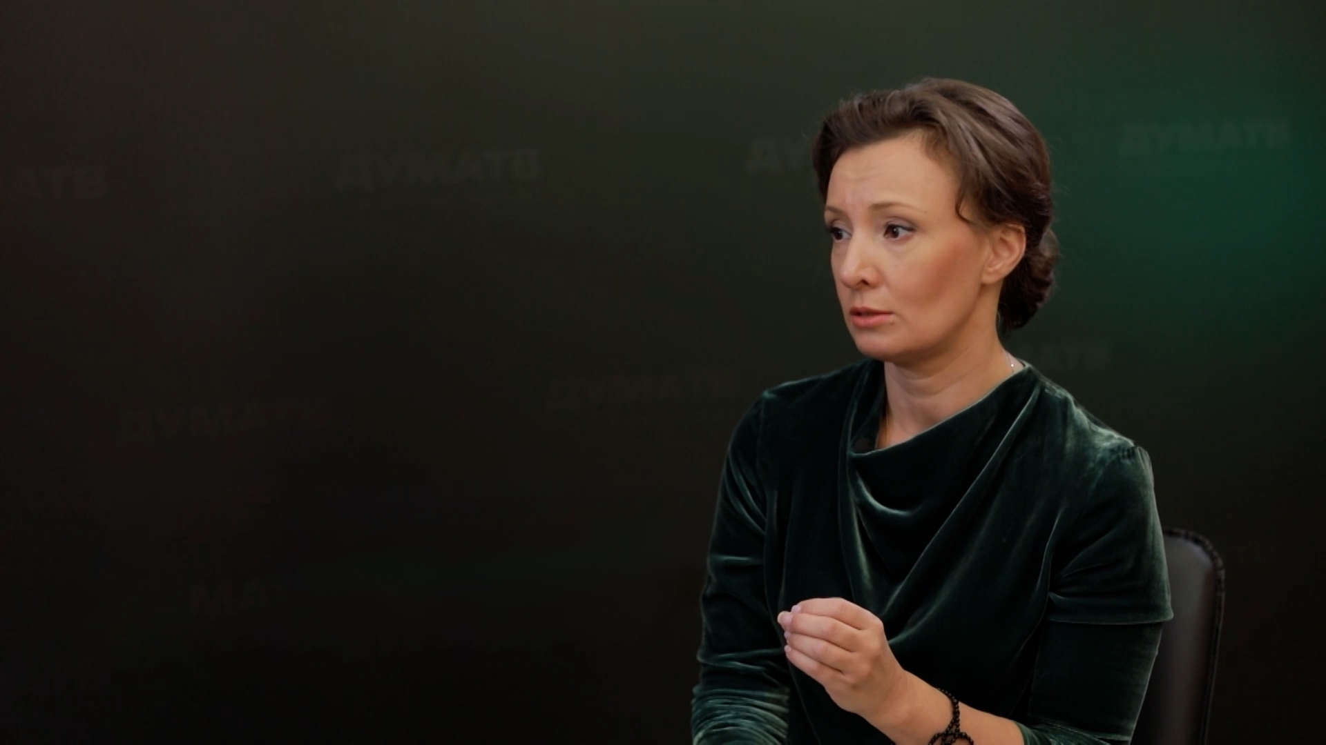 Вице-спикер ГД Кузнецова считает выдачу жилья сиротам "серьезным вызовом системе"