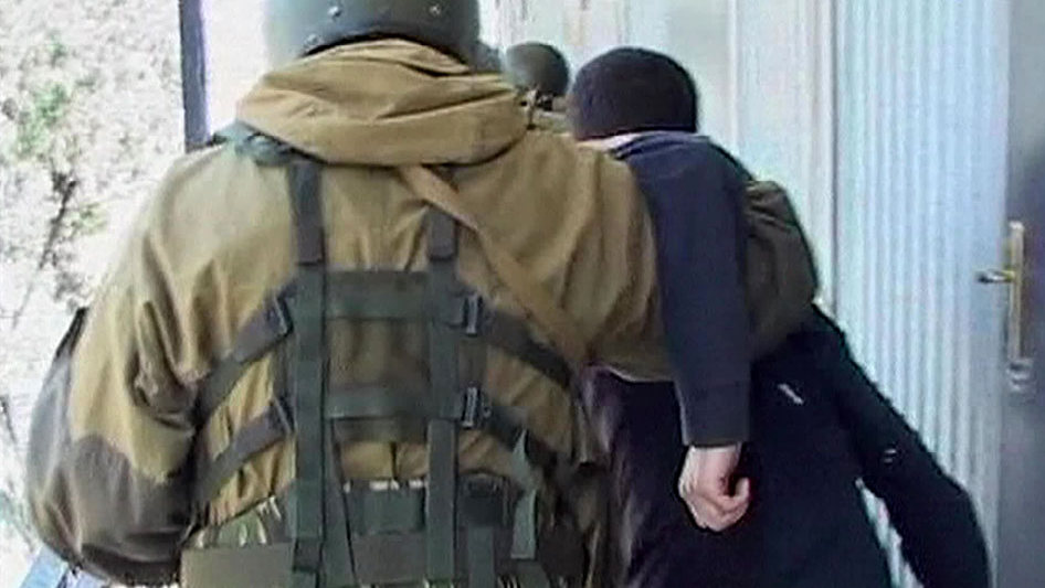 Россия передала Абхазии задержанного по делу о стрельбе на похоронах в Сухуме