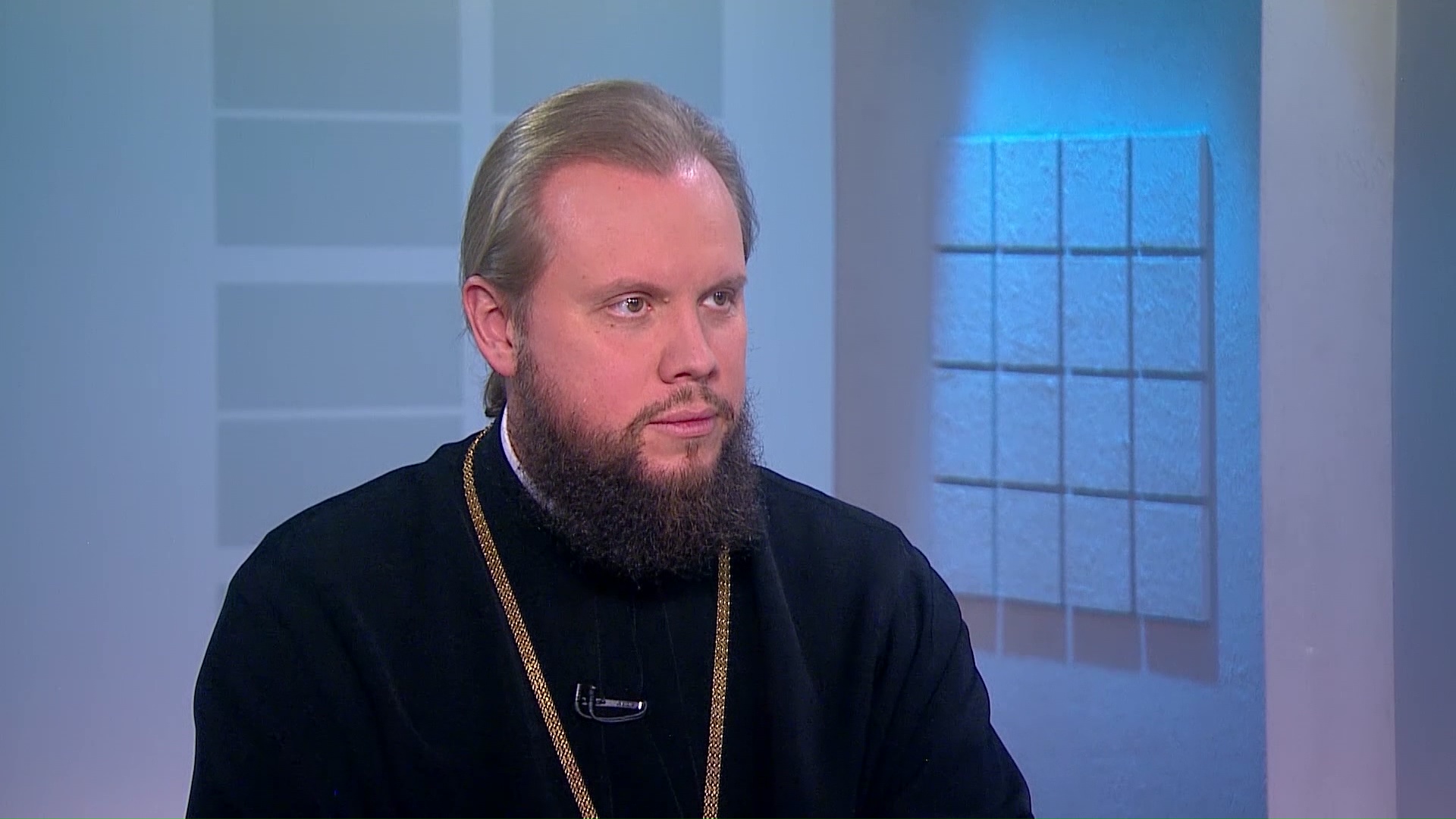 Митрополит Никандр: патриотизм вновь стал национальной идеей
