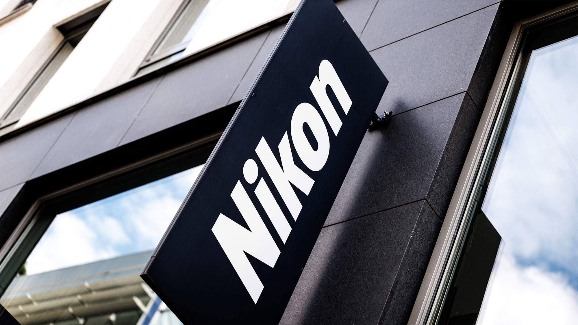 Японская компания Nikon зарегистрировала четыре товарных знака в России
