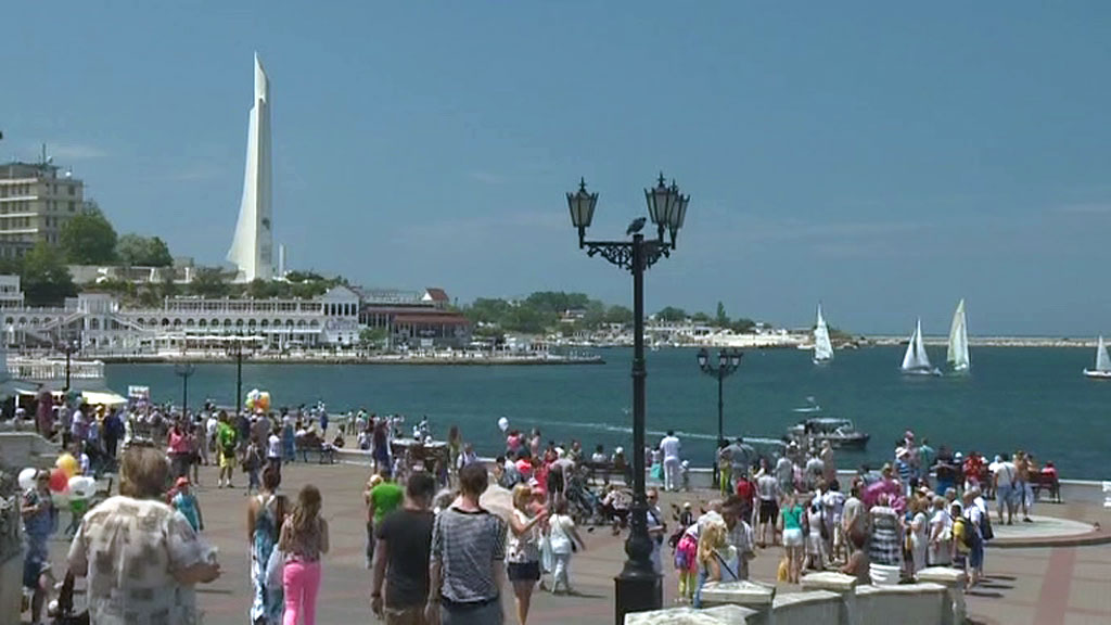 В Севастополе открылась первая АЗС для электромобилей