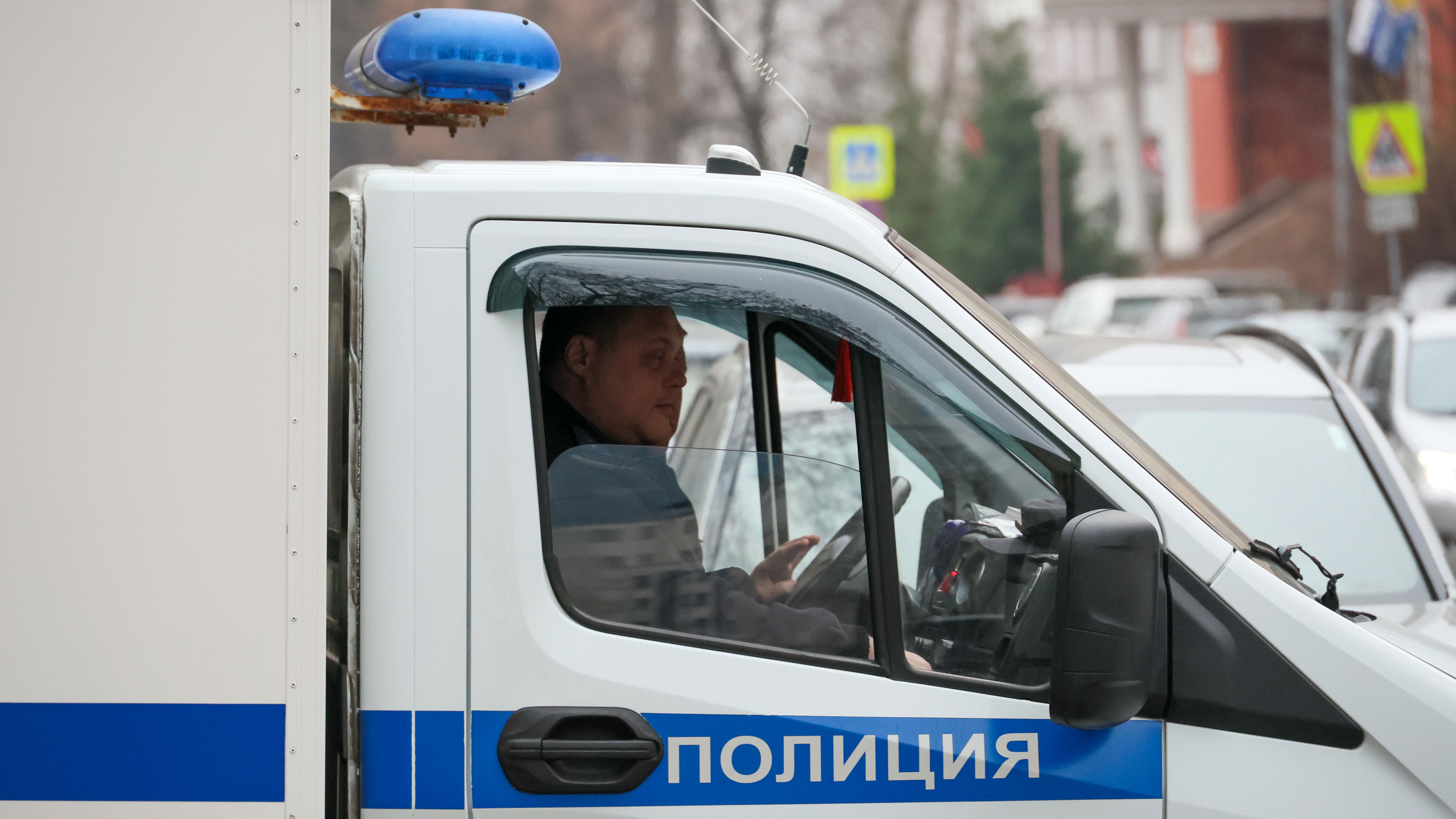 В Подмосковье в аварию попал автозак с экс-главой люберецкого парка культуры