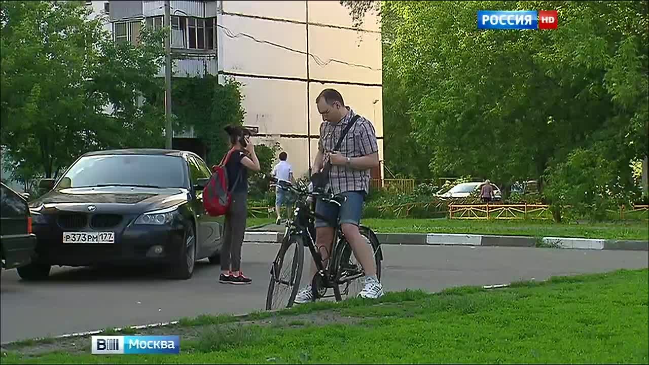 Пешеходов и велосипедистов предлагают штрафовать за появление на проезжей части в наушниках