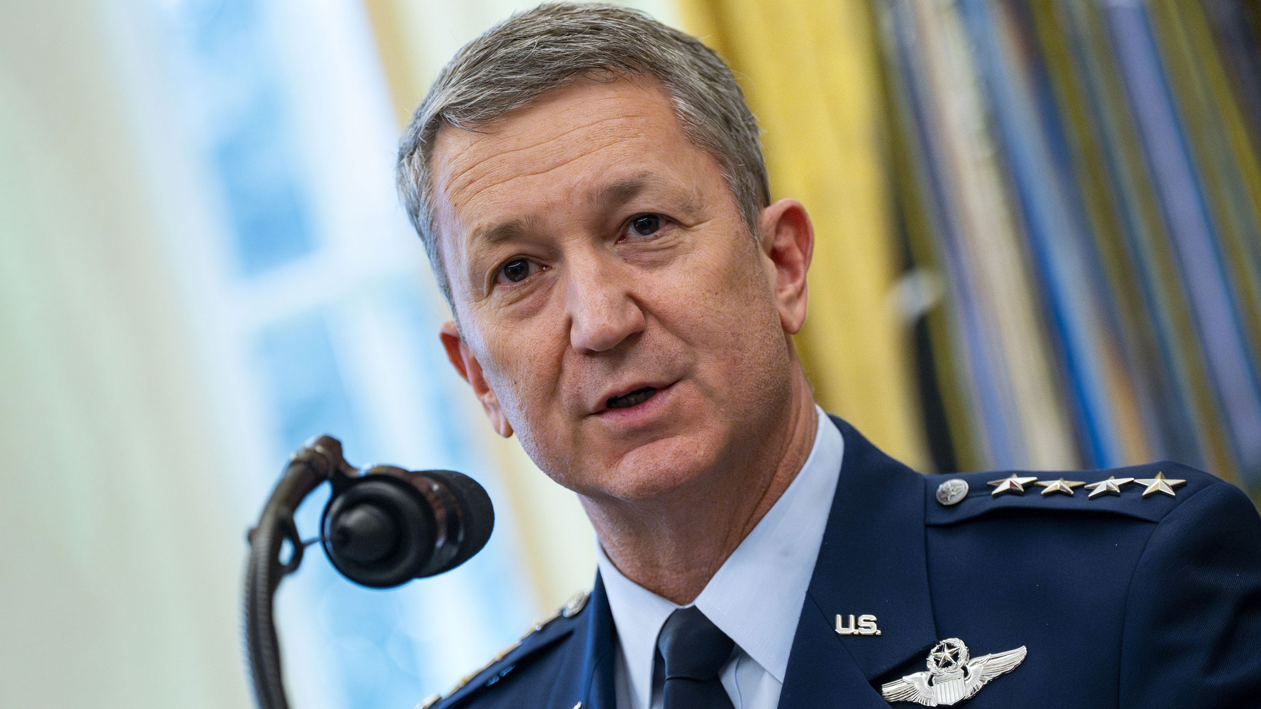 Генерал Кейн: операция США в Каракасе получила название "Абсолютная решимость"