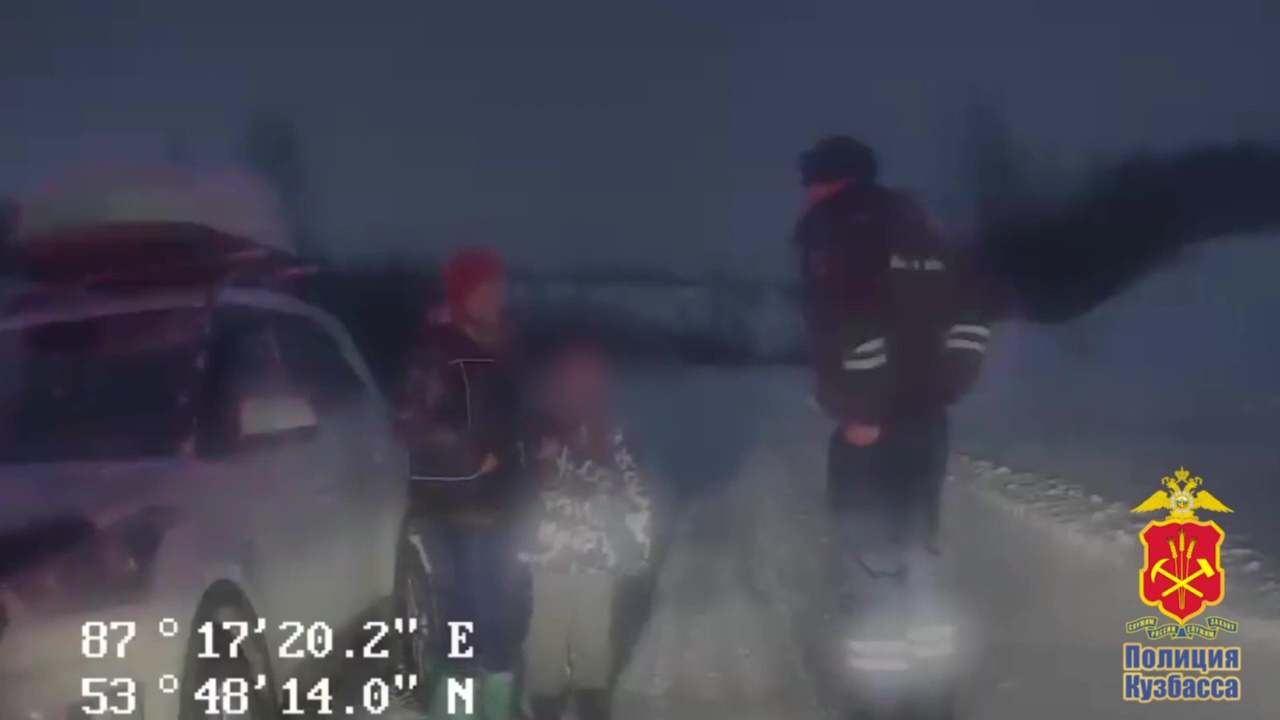 В Новокузнецке полиция остановила 9-летнего водителя Hyundai, катавшего бабушку
