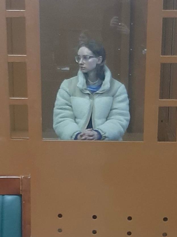 Петербурженку отправили под стражу до 3 апреля за поджог подвала дома