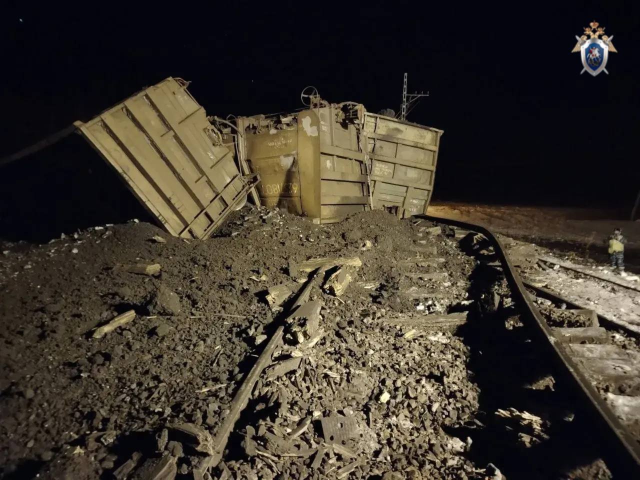 Опубликованы первые кадры с места крушения вагонов в Хабаровском крае