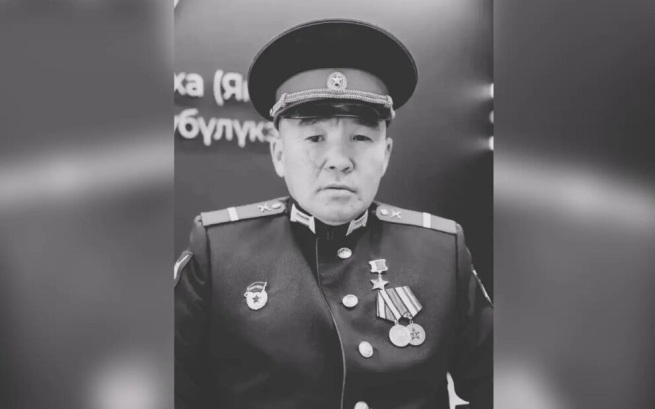 Массовые мероприятия отменены после смерти Героя России Алексея Петрова в Якутии