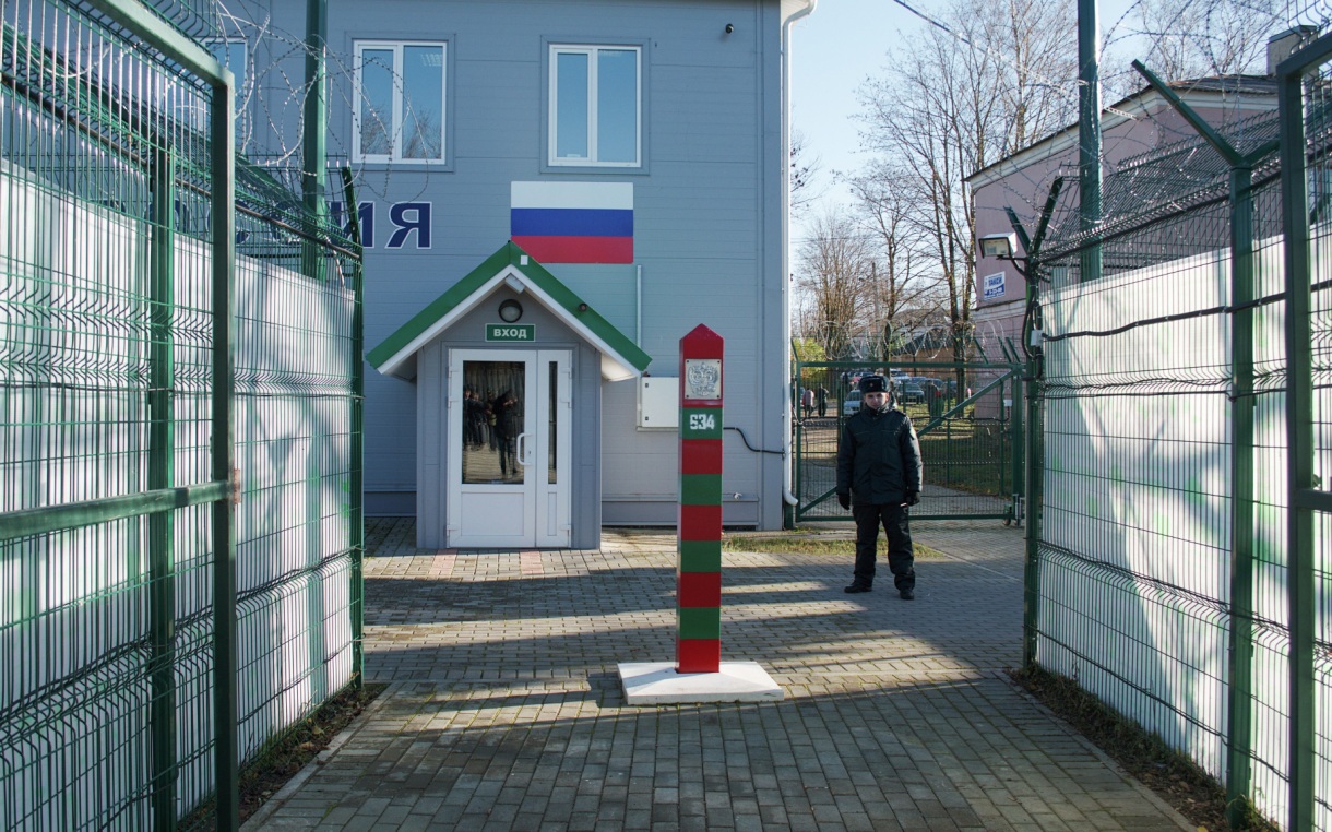 Жители Эстонии рвутся в Россию, чтобы отметить День Победы