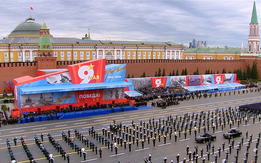 Военнослужащие КНДР впервые прошли по Красной площади на параде Победы