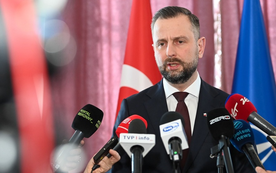 Косиняк-Камыш заявил, что в Польше будут рады видеть больше солдат США