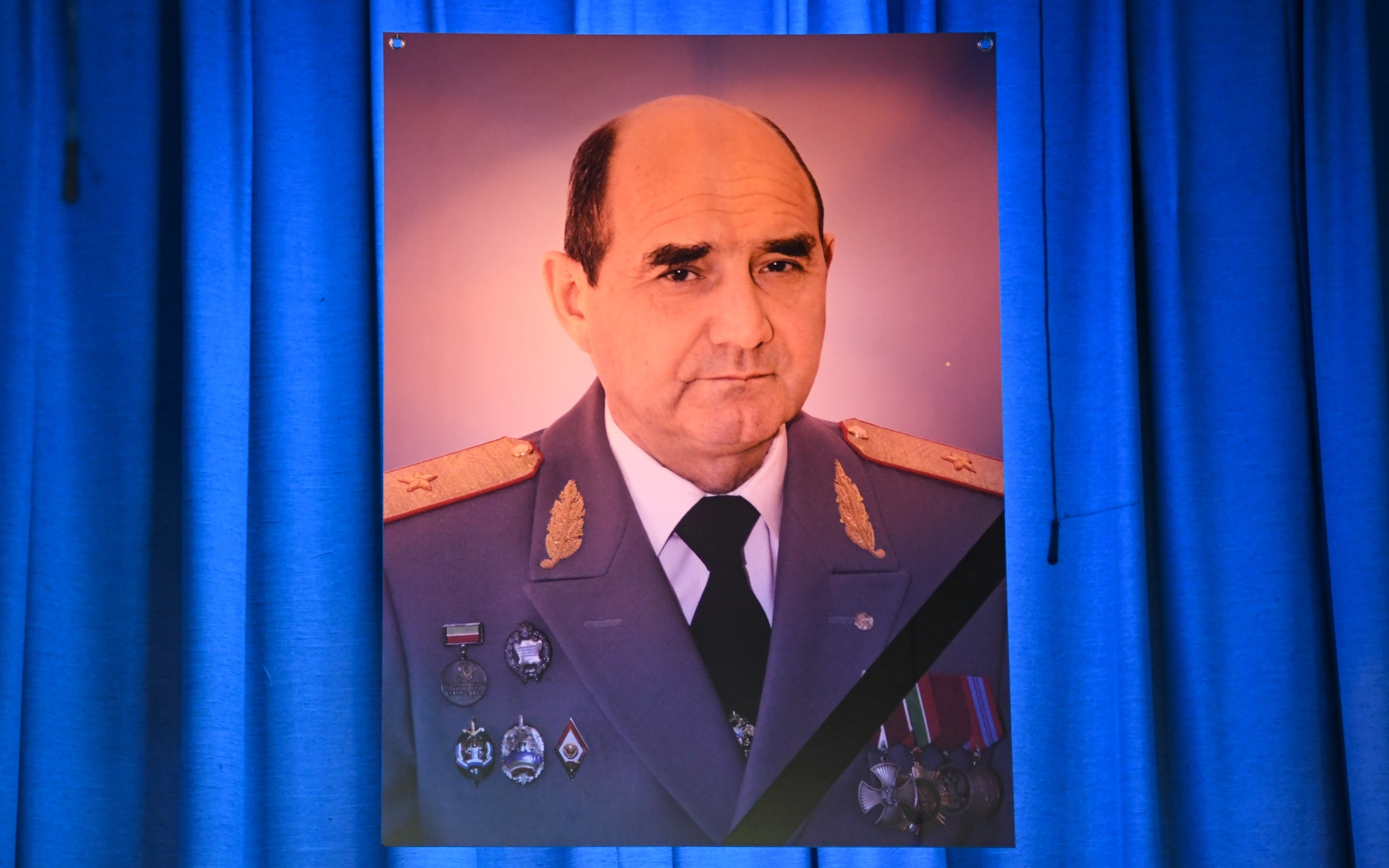 Прощание с генералом Ренатом Тимерзяновым прошло в Казани