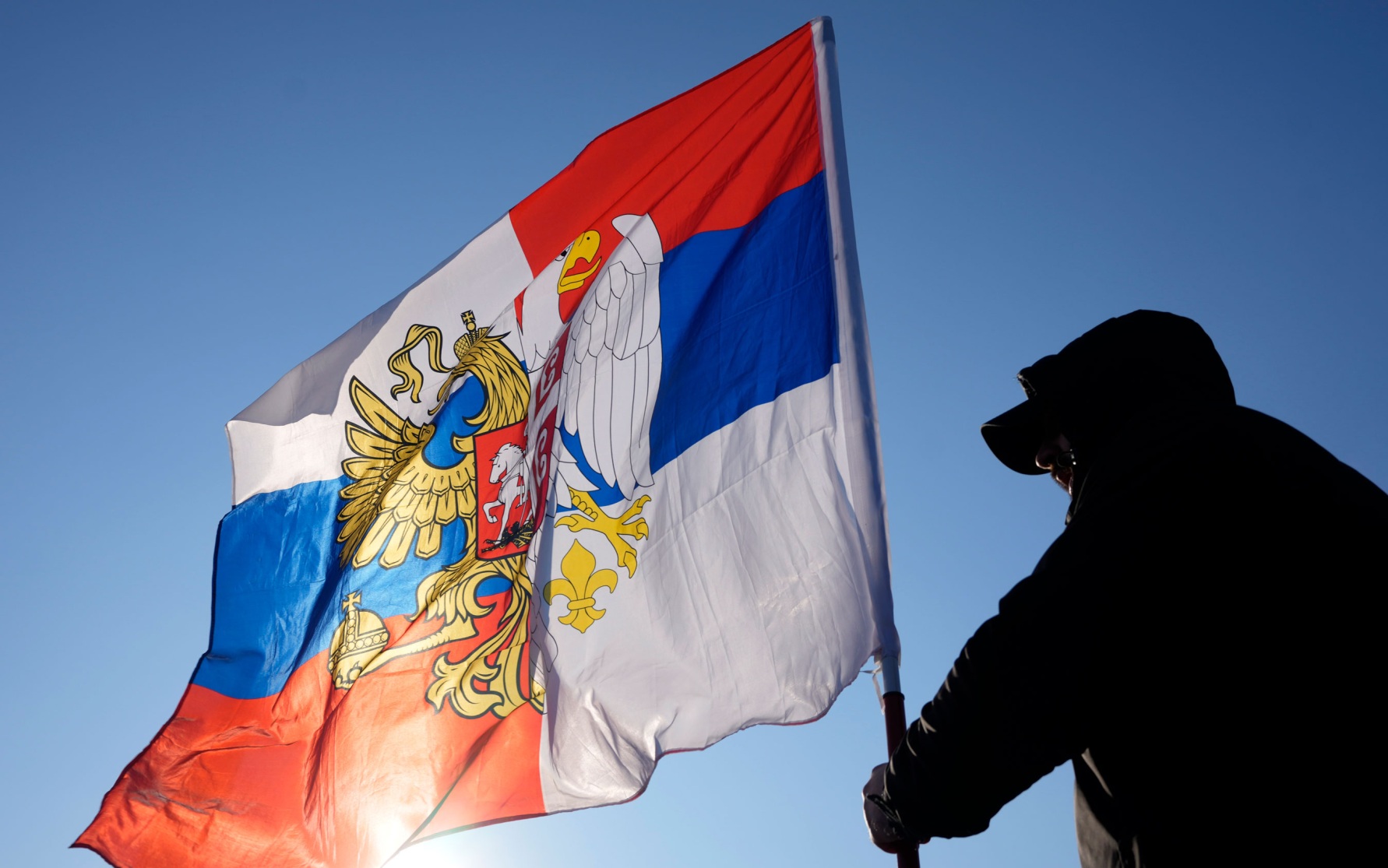 Сербия впервые проводит учения с НАТО