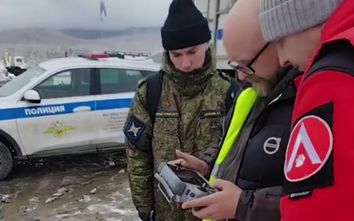 В ГСУ СК пояснили, зачем спасатели отправились на поиски семьи Усольцевых