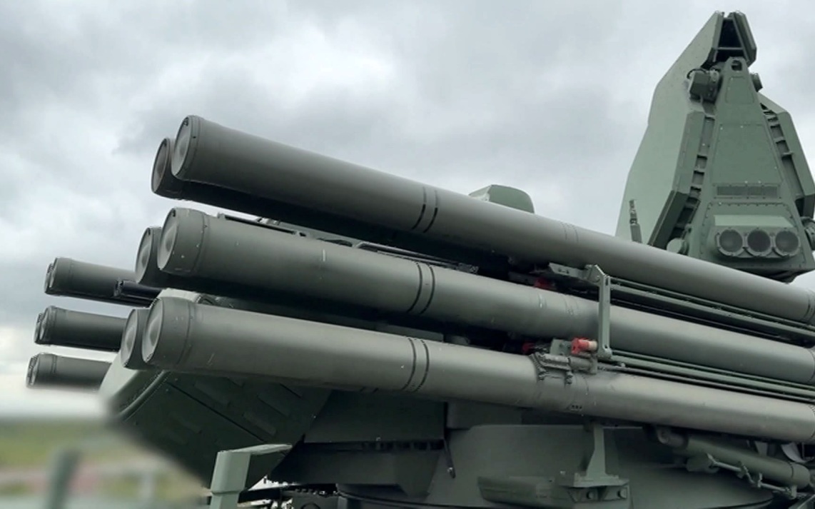 ВС РФ за сутки уничтожили 12 авиабомб, 350 БПЛА и два снаряда HIMARS