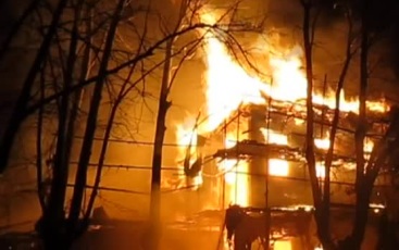Пожар произошел в японском храме 15-го века