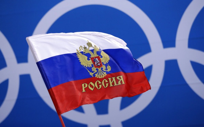 Атлеты из РФ все чаще выступают под национальными флагом и гимном