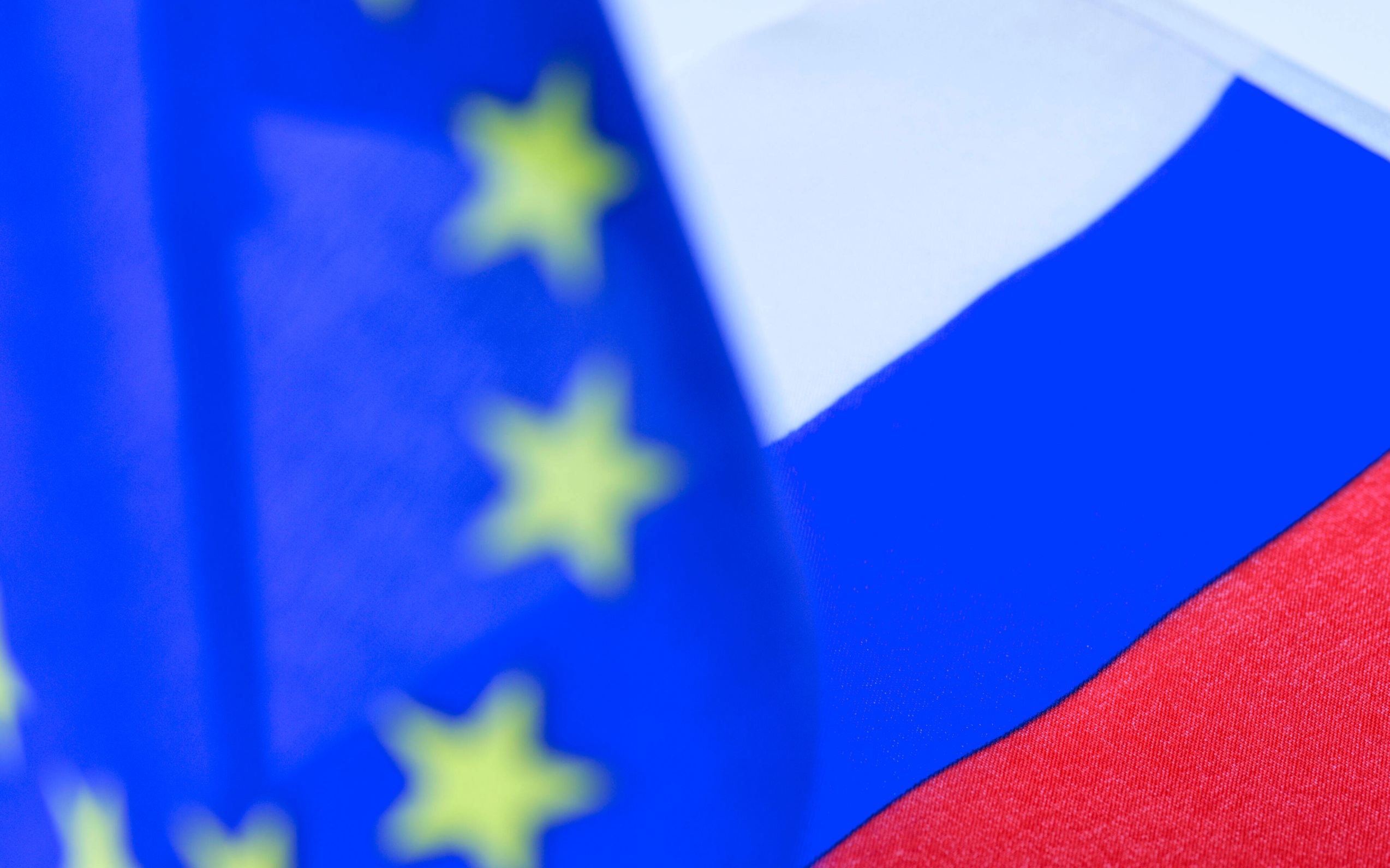 Европа только после смены своих элит может рассчитывать на мир с РФ, заявил Мема