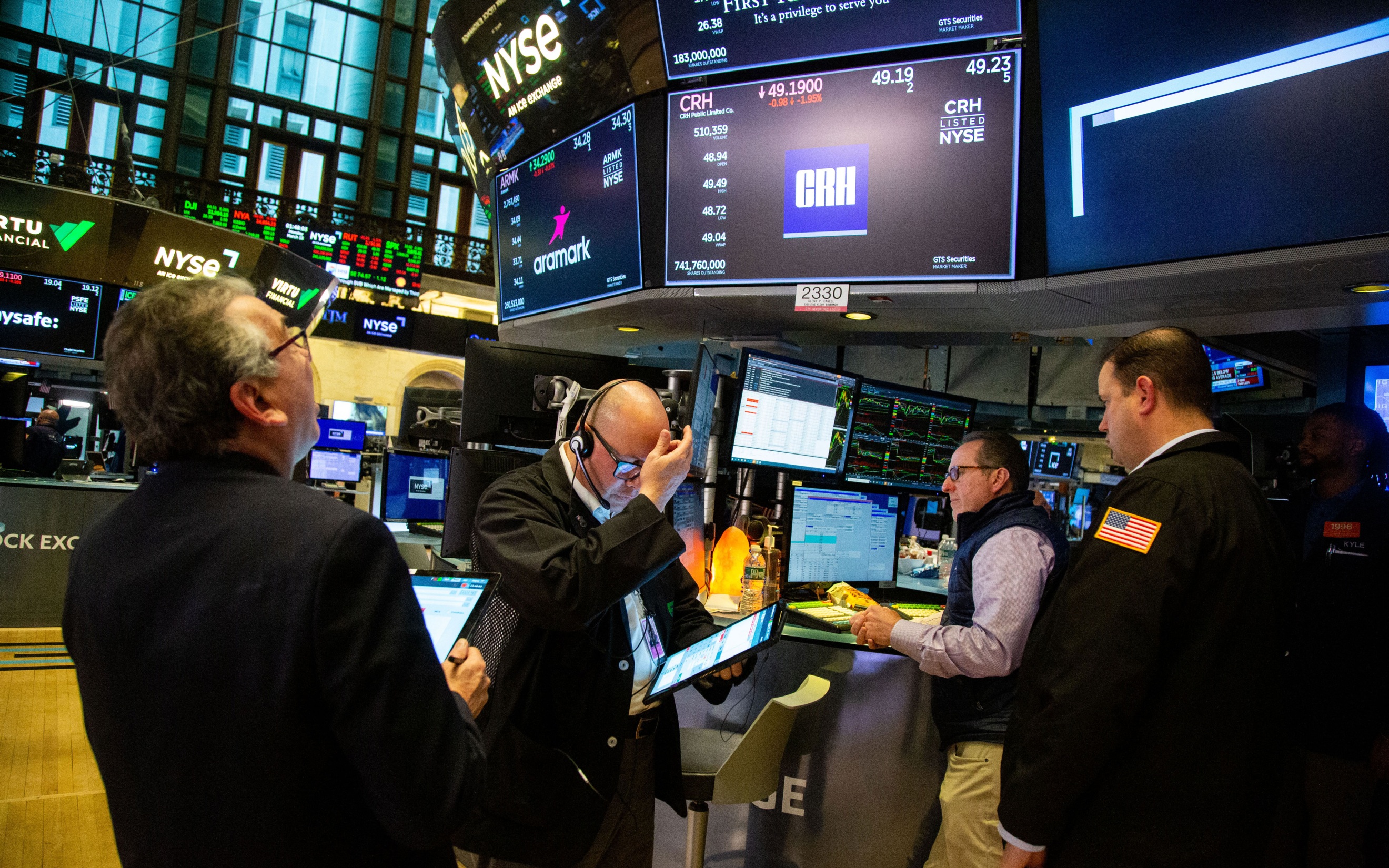 Фондовые индексы в США закрылись в плюсе, Dow Jones обновил рекорд