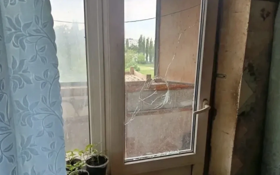 В Курске поврежден многоэтажный дом после атаки БПЛА
