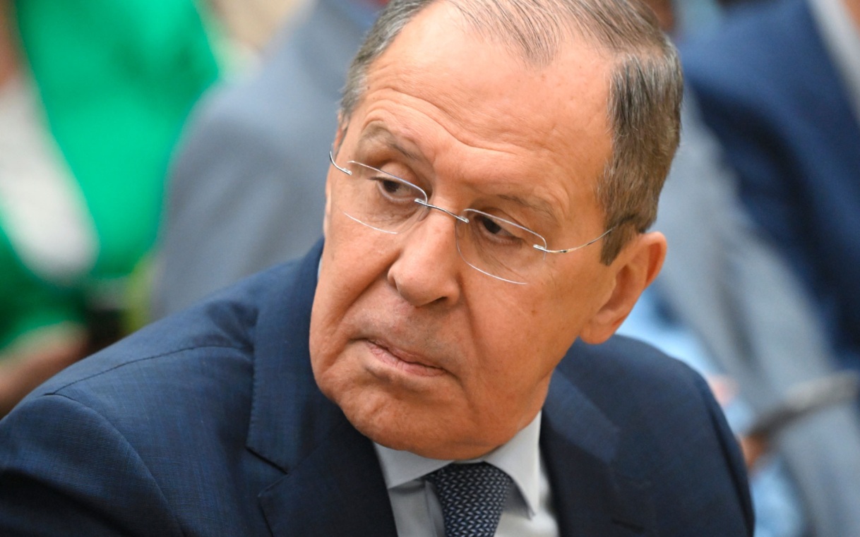 Запад не может смириться с независимостью России, заявил Лавров