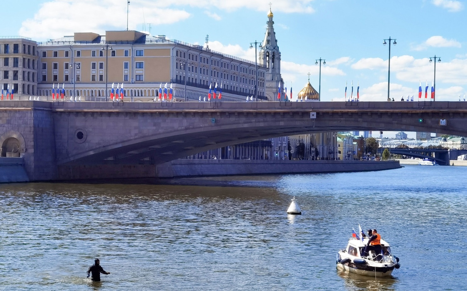 Из-за жары вода в реках Москвы и Подмосковья сильно прогрелась