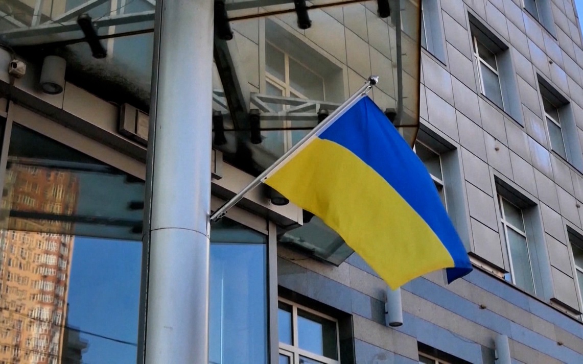 На Украине заявили о повреждении здания кабмина после взрывов в Киеве