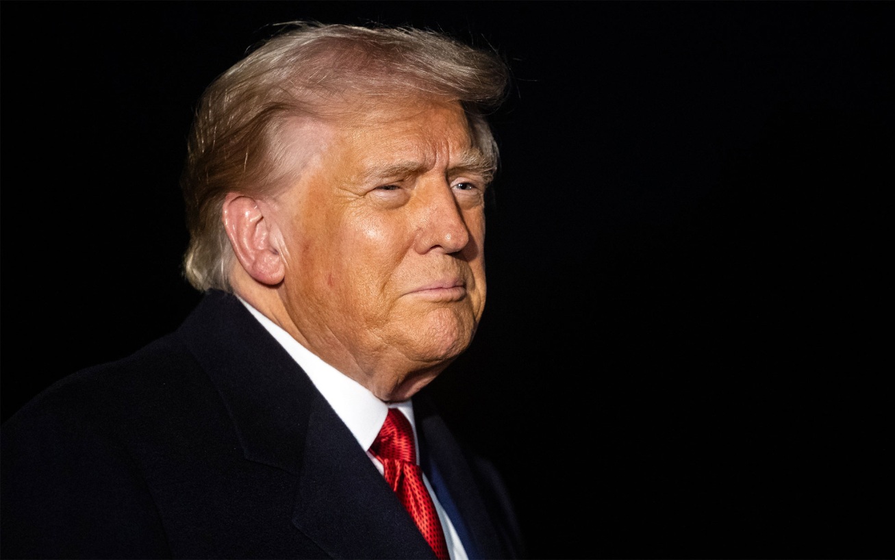 Трамп опубликовал фото Обамы и других чиновников в тюремных робах