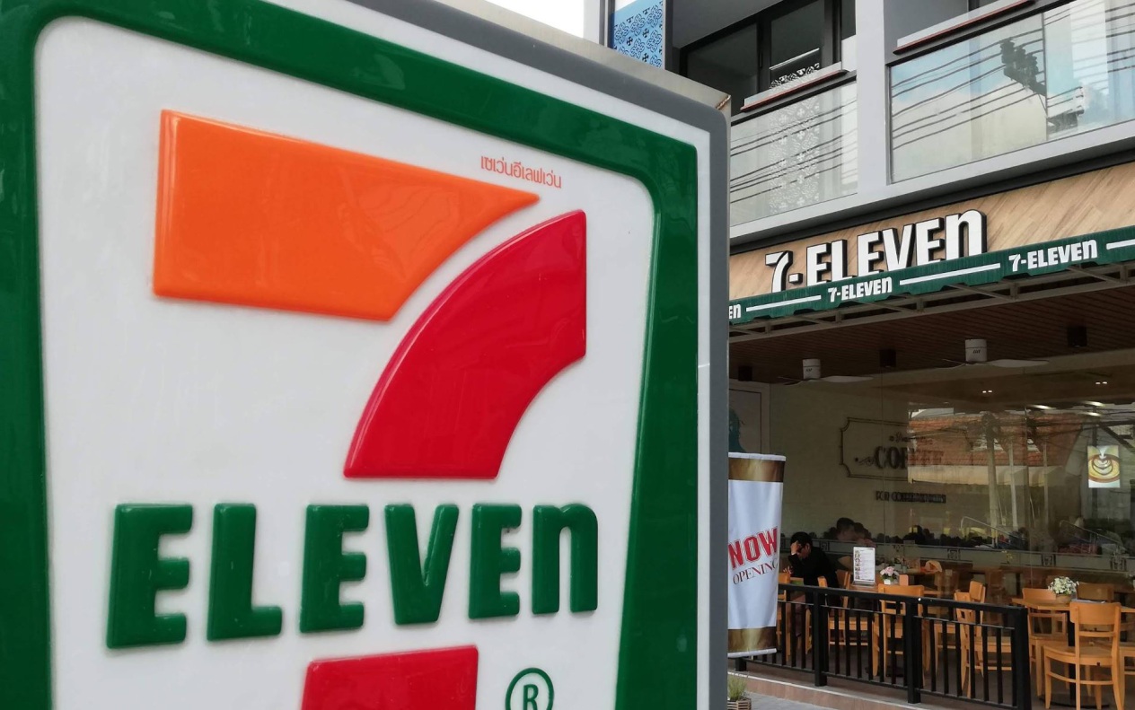 Скончался основатель сети магазинов "у дома" 7-Eleven Тосифуми Судзуки