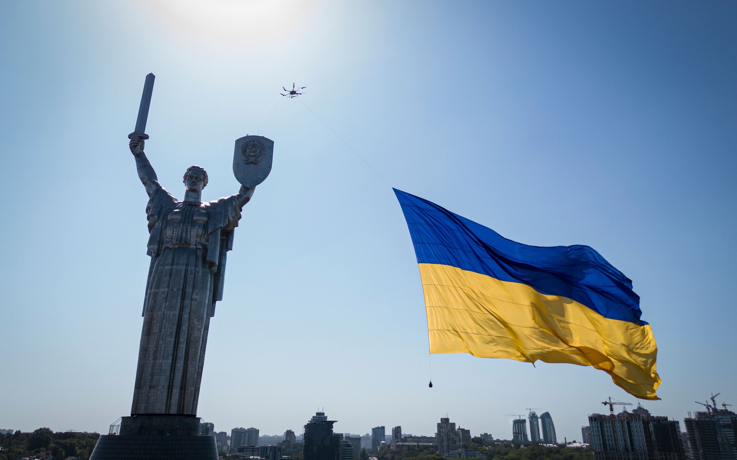 Польша не собирается эвакуировать из Киева своих дипломатов