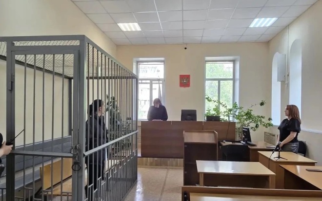 Студентку-наркокурьера в Приморье осудили почти на 10 лет колонии
