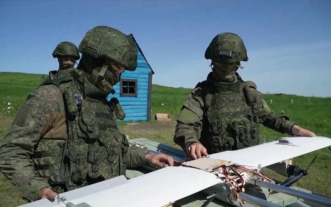 Подразделения "Запада" сбили за сутки 67 тяжелых гексакоптеров ВСУ