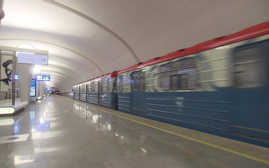 В Москве задержали мужчину, пристававшего к девочке в метро
