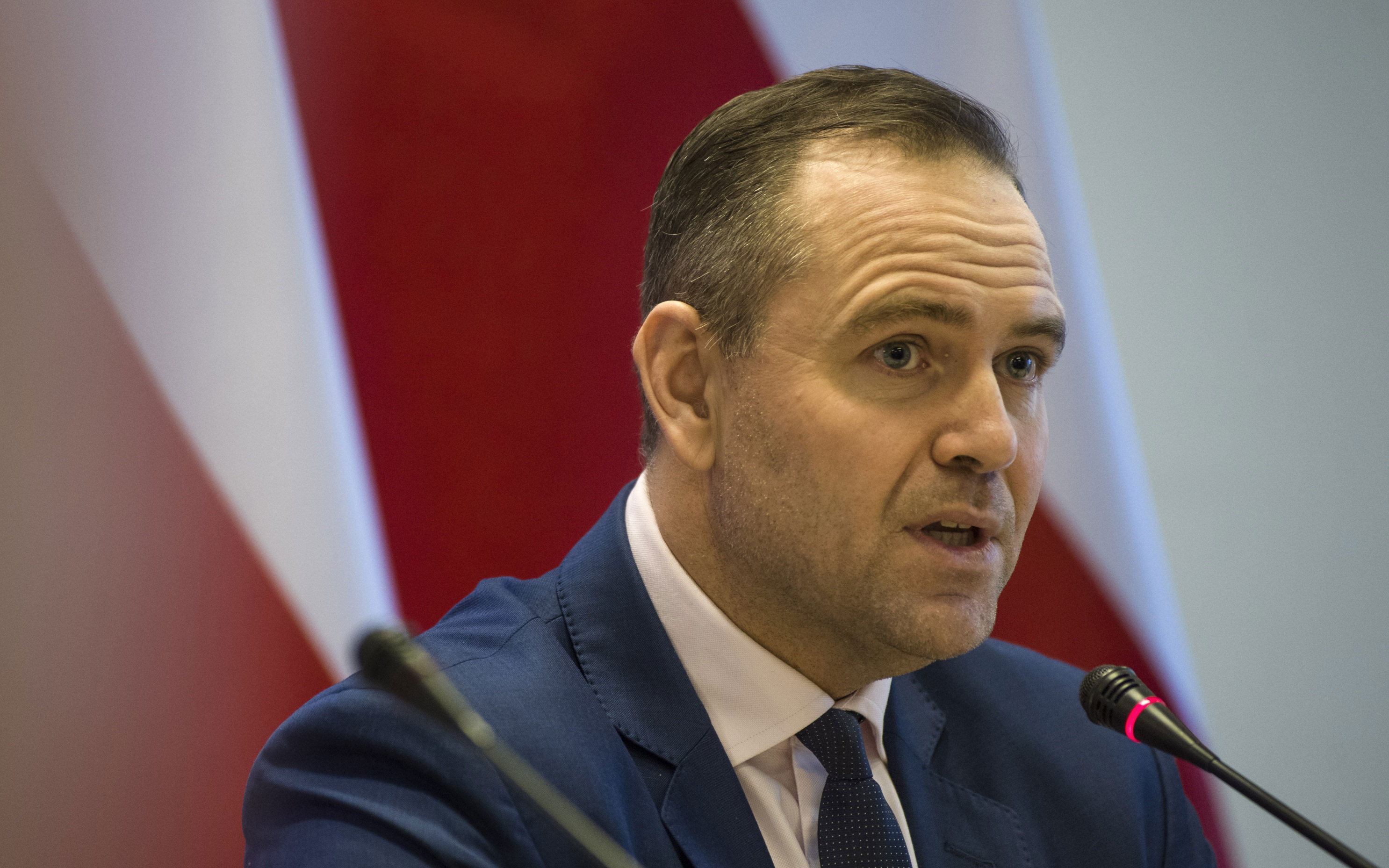 "Совершил глупость": президент Польши Навроцкий раскритиковал министра обороны