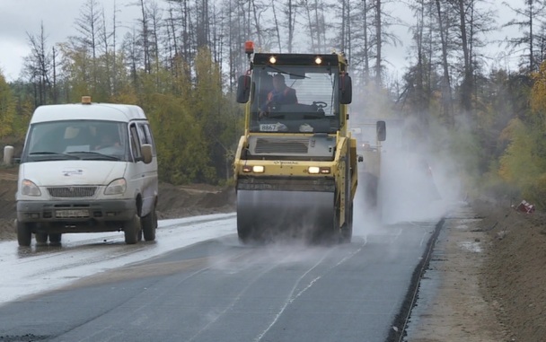 В Якутии возобновилось движение по трассе "Колыма" после подтопления
