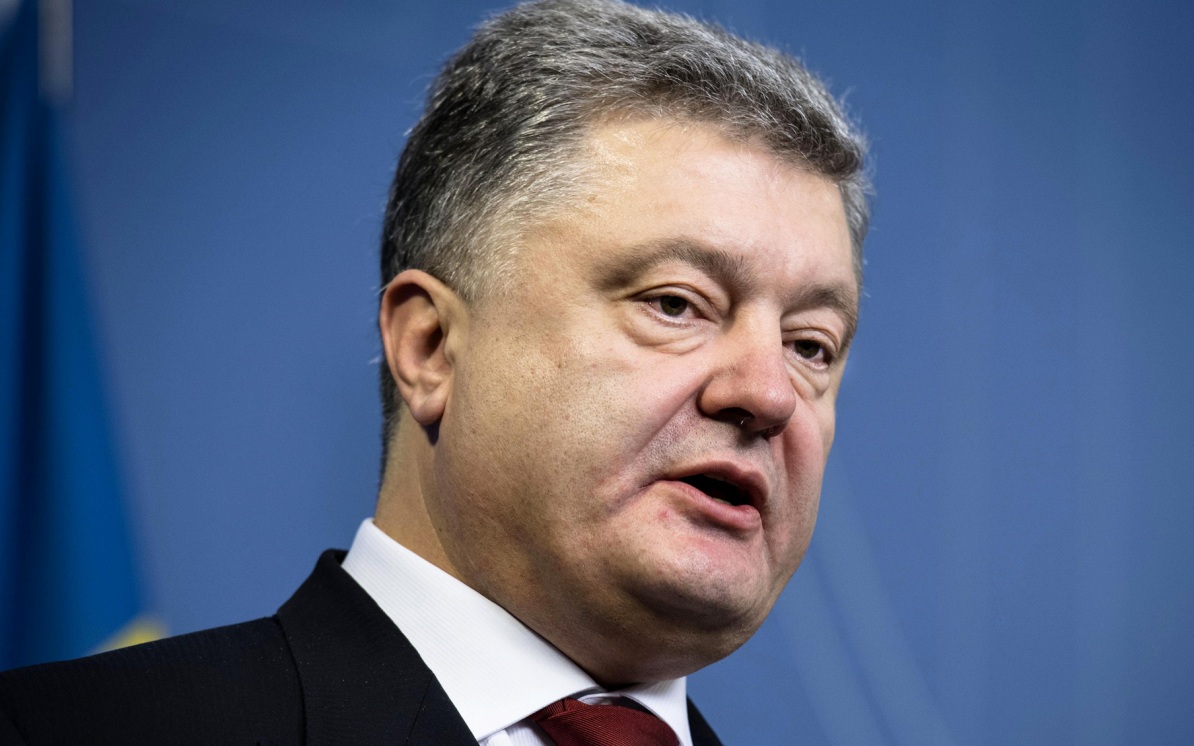 Порошенко призвал остановить украинский конфликт "прямо сейчас"