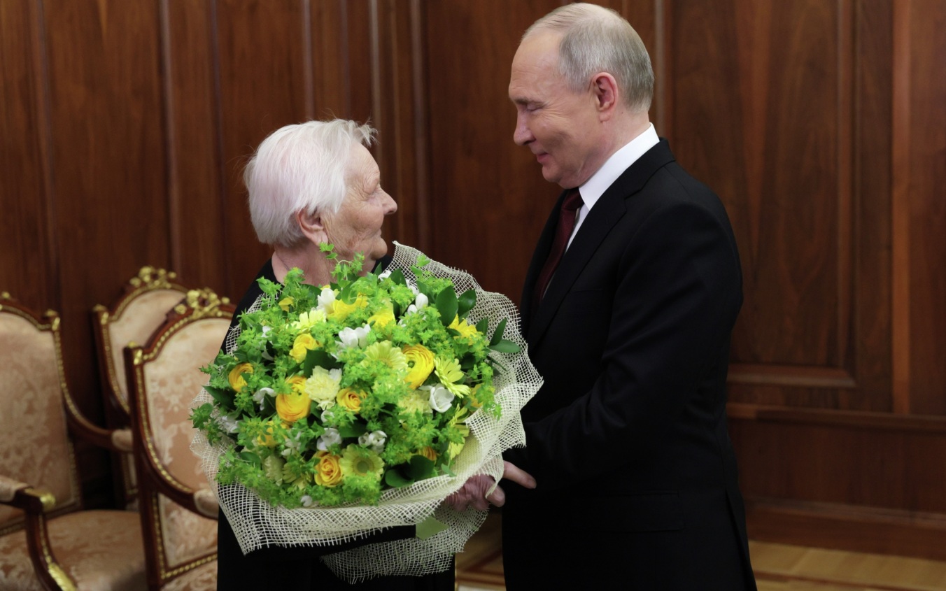 Учительница Путина Гуревич рассказала о школьных годах будущего президента