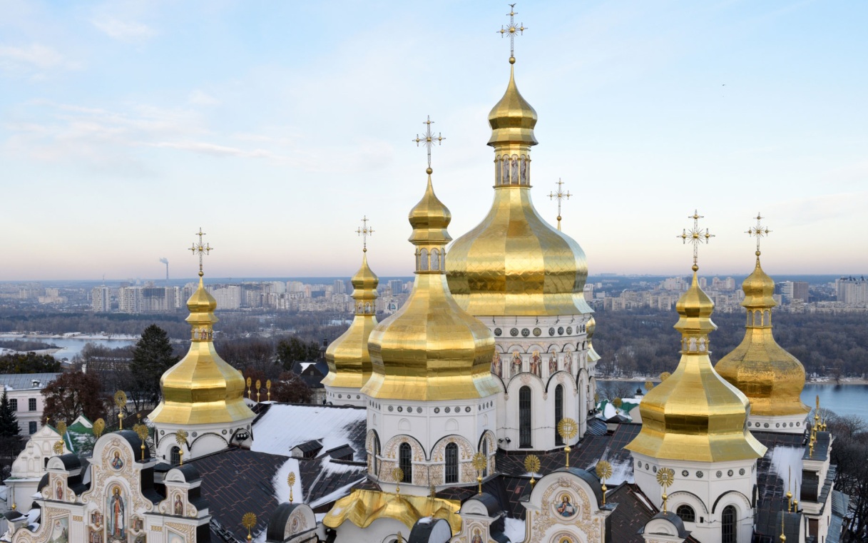 Захарова объяснила, почему в Киеве произошел удар по Лавре