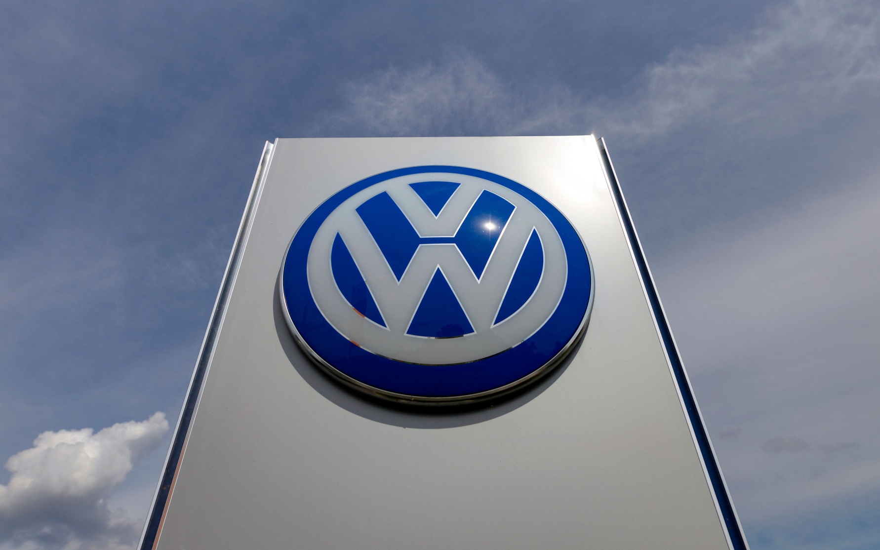 Члены совета директоров Volkswagen призвали к смене стратегии компании
