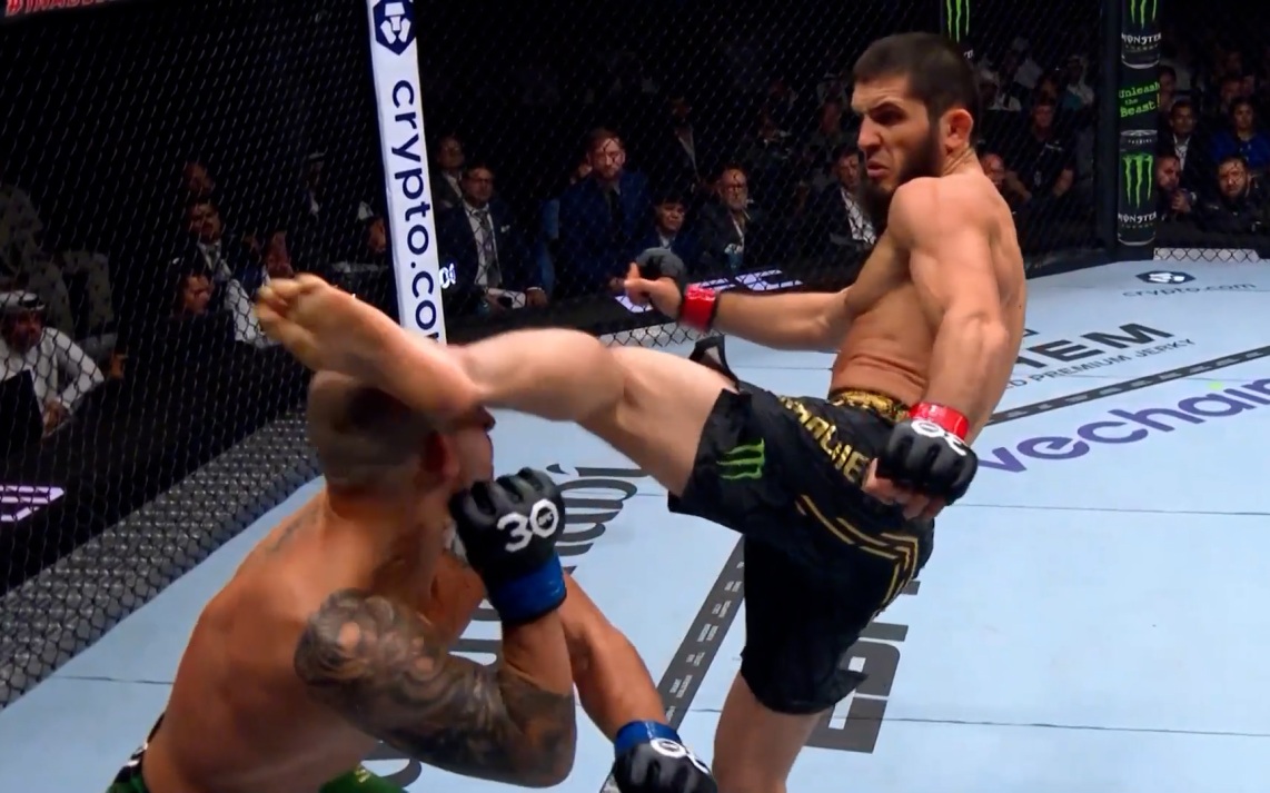 UFC анонсировал следующий бой Махачева: россиянин поборется с ирландцем Гэрри