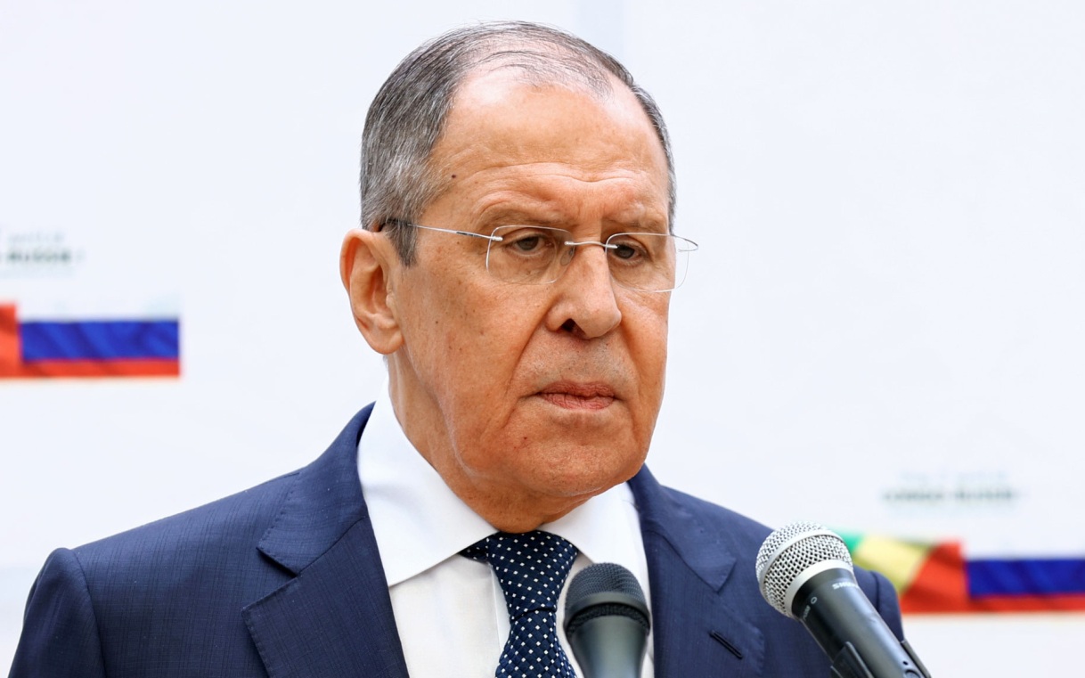 Лавров заявил, что ЕС стремится "подморозить" конфликт на Украине