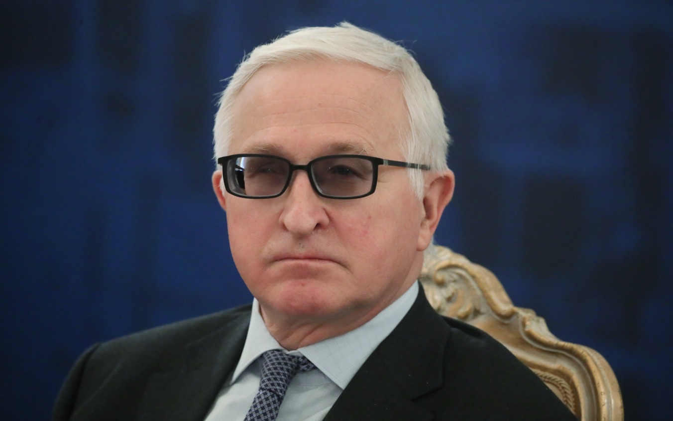 Шохин связал высвобождение кадров с большими затратами