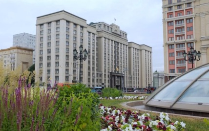 В ГД предложили переобучать предпенсионеров, которых заменяют ИИ