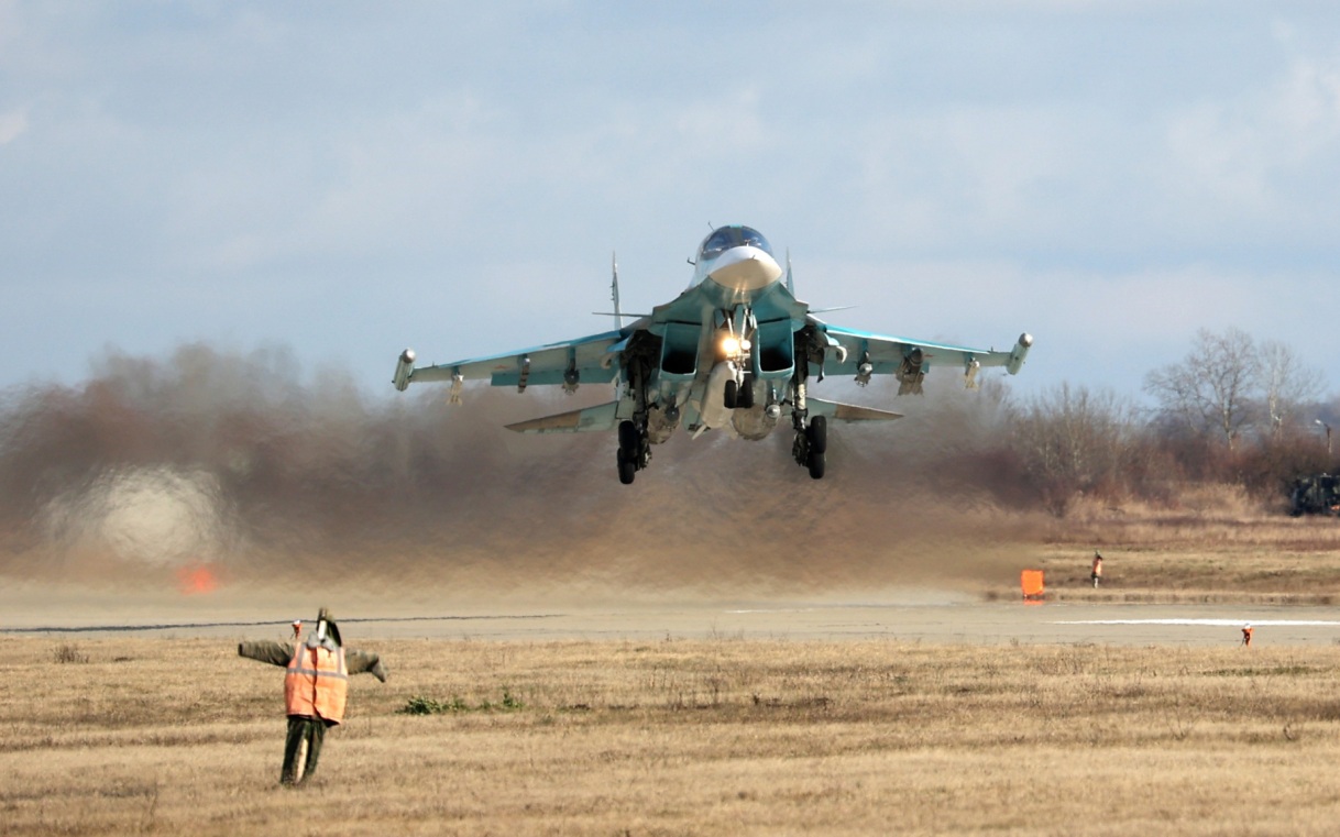Су-34 ударил по складу БПЛА на окраине Харькова